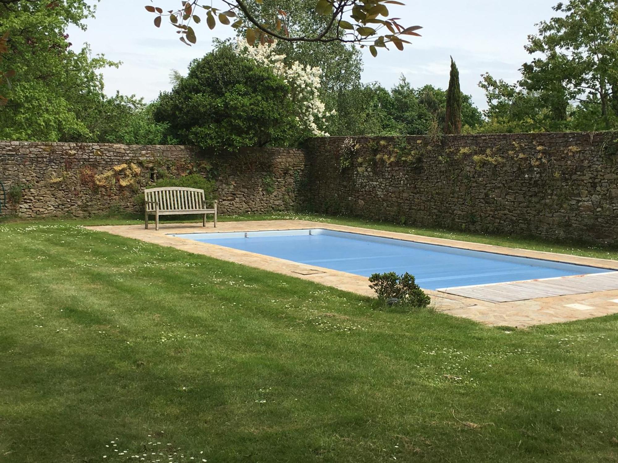 Manoir Des Bords De Rance Bed and Breakfast Plouër-sur-Rance Εξωτερικό φωτογραφία